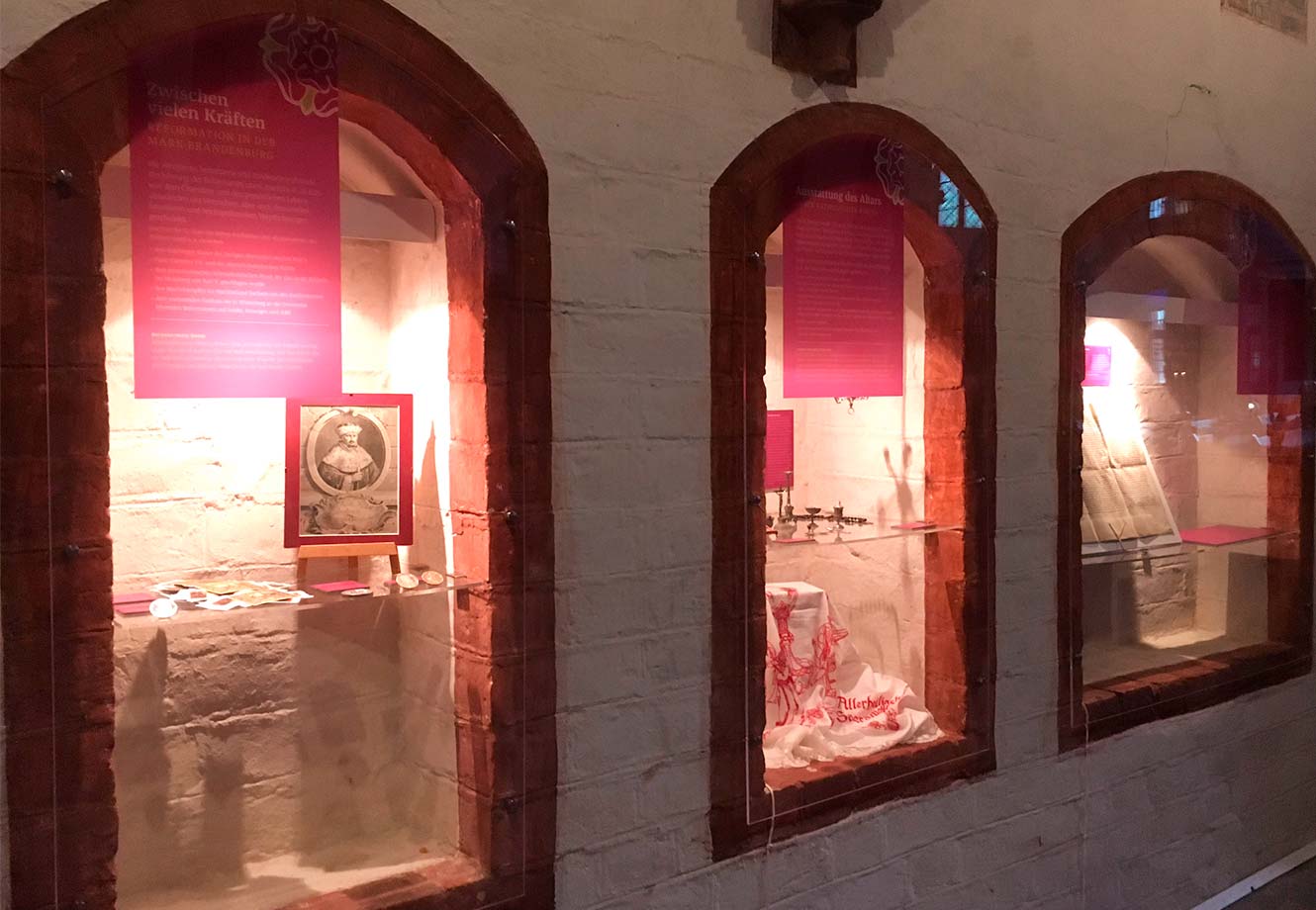 St_Gotthardt_Ausstellung_FischundBlume_03.jpg
